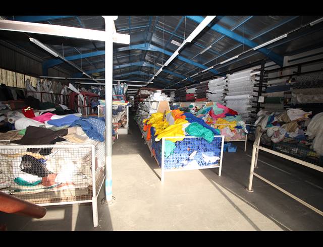 2,580M² WAREHOUSE FOR SALE IN BRAELYN